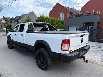DODGE RAM 2500 LPG HEAVY DUTY 8feet - 18