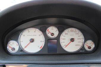 Peugeot 407, 3,0i 155KW, 2.maj.,ČR,AUTOMAT,r.v. 2004 - 18