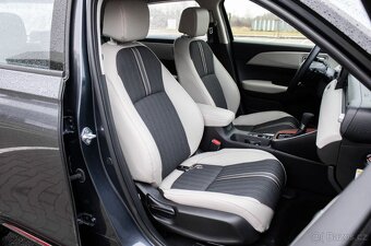 Honda HR-V E:HEV 1.5 i-MMD (2024) - 18