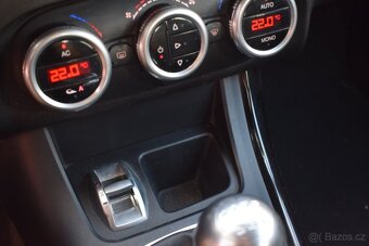 Alfa Romeo Giulietta 1.6 JTD/MANUÁL/2013/TEMPOMAT/ - 18