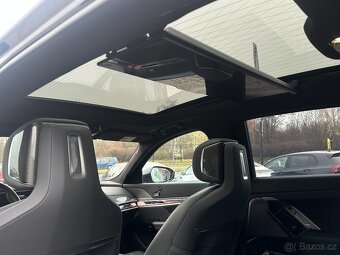 BMW I7 2022 - 18