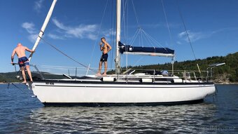 Plachetnice Dufour 4800 + přívěs - 18