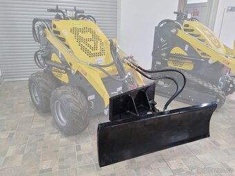 Smykový nakladač Dabaki SM 380 (vč.DPH) - 18