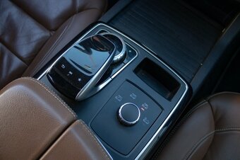 Mercedes-Benz GLE 400 4MATIC AMG - 18