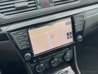 Škoda Superb 2.0 TDI / 140 kW DSG 4x4 Laurin & Klement - 18