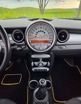Mini Cooper D 1.6 HDi 80KW/110PS R.V.12/2008 - 18
