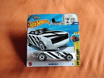 Hot Wheels 8 - 18