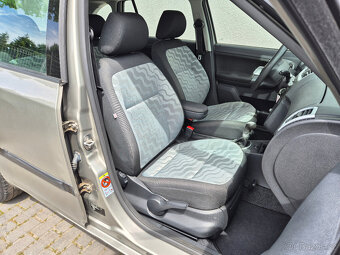 Škoda Fabia II 1,4 i Ambiente Klima ESP Combi   88.000Kč - 18