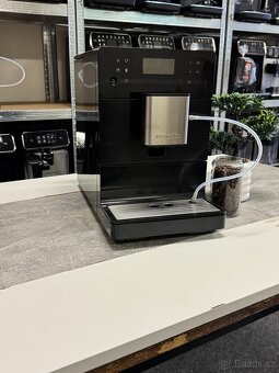Kávovar Miele CM5300 - 18