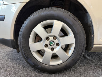 Škoda Octavia 1.6i Elegance 1maj,CZ,po servisu - 18