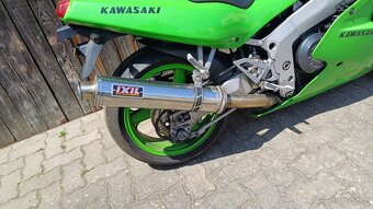 Kawasaki ZXR 750J - 18