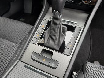 Škoda Superb 3 iV Combi 1.4 TSI 160kW DSG - záruka Autodraft - 18