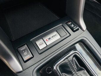 Subaru Forester 2.0 4x4 AUTOMAT LED KAMERA VÝHŘEV SERVISKA - 18