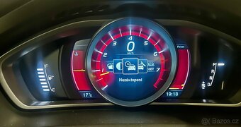 VOLVO V40 CROSS COUNTRY 2.5 T5 187KW 4x4 SUMMUM-AUTOMAT-ACC - 18