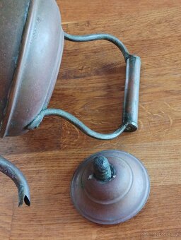 FRANCOUZSKÁ STAROŽITNÁ MOSAZNOMĚDĚNÁ KONVICE RUČNĚ VYROBENÁ - 18