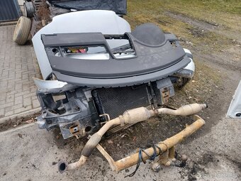 Sharan 1.9Tdi 85kw AUY - 18