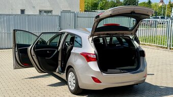 Hyundai i30 //1.6CRDi//81kW//STYLE//AUTOMAT//141TKM// - 18