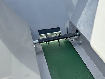 Benzínové rozmetadlo hnojiv JANSEN TD-325 - 18