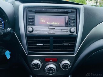 Subaru Forester 2.5i 4x4 AUTOMAT VÝHŘEV TAŽNÉ 30 JAHRE - 18