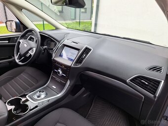 Ford Galaxy Titanium - 18