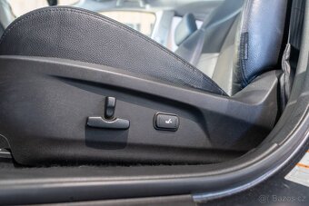 Subaru Outback 2.5 CVT VA - 18