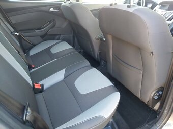 Ford Focus 1.0 92 kw 2012, servis Ford , TOP STAV - 18