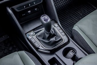 Kia Sportage Edition 30 / 2025 / 238 km nájazd / Ako Nové - 18