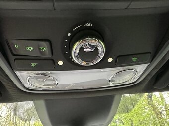 Octavia 3 RS 2.0 TSI 180kw DSG Pano,tažné atd.. - 18