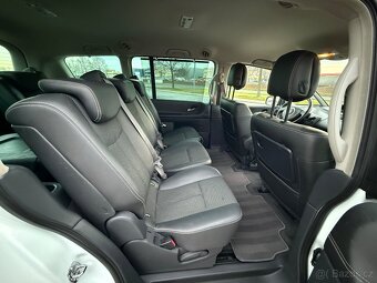 Renault Espace GRAND - face - 9/2012 - 2.0dci 110kW - 7míst - 18