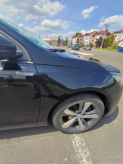 Peugeot 308 SW 2.0 BlueHDi 110 kW - 18
