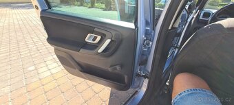 ŠKODA ROOMSTER SCOUT 1,6 16V, 77kW, 133tisKM - 18