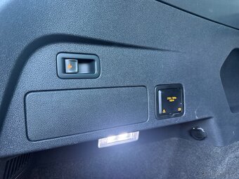 Seat TARRACO 2.0 TDi DSG EVO MATRIX VIRTUAL KAMERA TAŽNÉ - 18