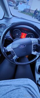 Prodám FORD Galaxy - plně pojízdné, denně v provozu - 18