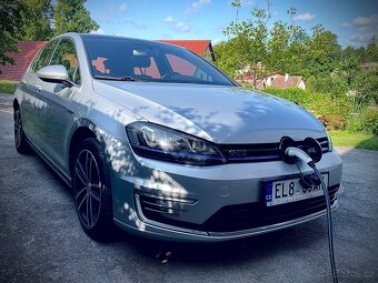 VW Golf GTE - 18
