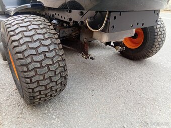 Prodám zahradní traktor Partner 12.5Hp - 18