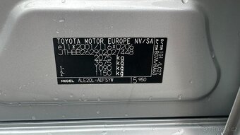 Lexus IS 220d, 2009, 130 kW, 2x ALU, 2. majitel - 18
