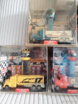 PEZ obaly na bonbony, Lipo PEZ SPENDER - 18