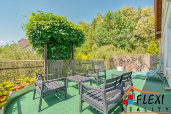 Prodej vily (241 m2) s výjimečným pozemkem (3528 m2),  Čelad - 18