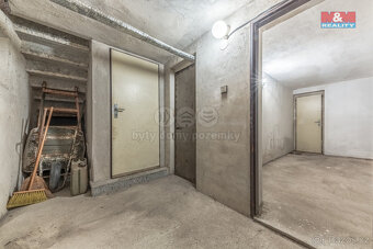 Prodej rodinného domu Košátky, celková plocha 262 m² - 18