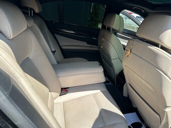 BMW 740D xDrive 2010 - 18