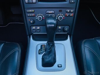 Volvo XC90 2.4 D5 4x4 AUT R-DESIGN FACELIFT NEZÁVISLE TOPENÍ - 18