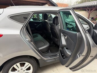 HYUNDAI iX35 1.6i 99KW 1.MAJIT,TAŽNÉ,PAR.KAMERA,VYHŘ.SEDADLA - 18