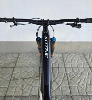 Horské kolo Orbea Rallon M Team Carbon 29″ - 18