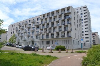 PRONÁJEM BYTU 1+KK; PLZEŇ - SEVERNÍ PŘEDMĚSTÍ - 18