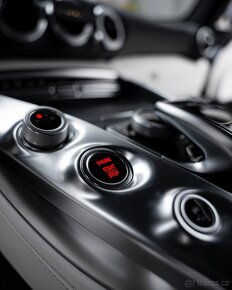MERCEDES-BENZ AMG-GT - 18