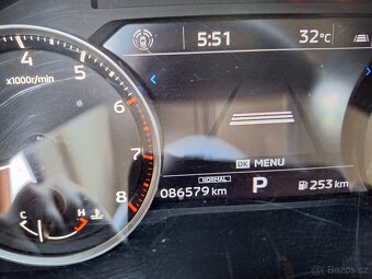 Mitsubishi Outlander - 18