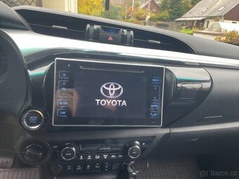 Prodám Toyota Hilux 2,4 Executive - 18