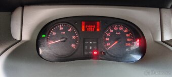 Renault trafic 2.5 dci LONG - 18