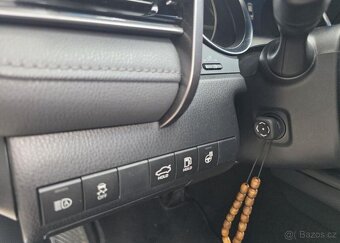 Toyota Camry 2.5-HYBRID-EXECUTIVE-SER.HIST. - 18