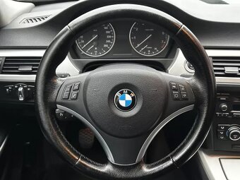 BMW Řada 3 E91 320i 125kW Combi Facelift Tempomat Serviska - 18